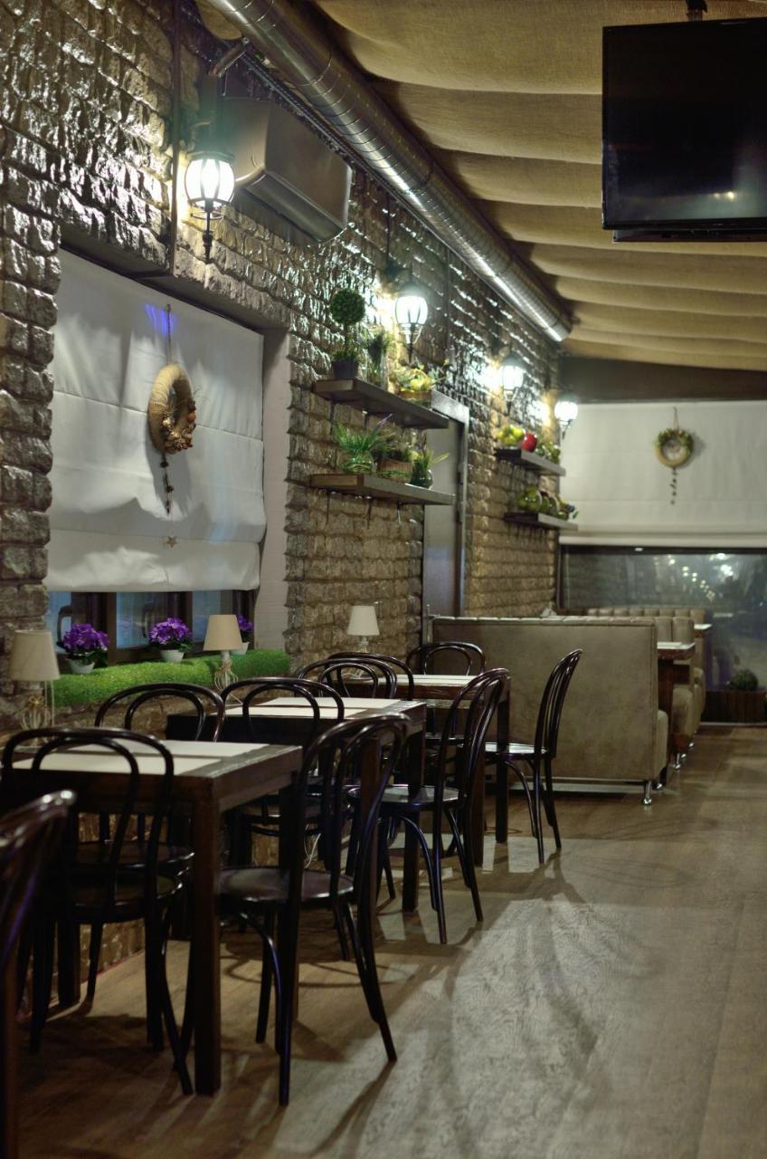 Garni Inn Krasnoyarsk Exterior photo